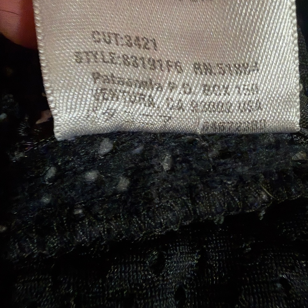 Patagonia Women’s Black pant - Picture 6 of 6